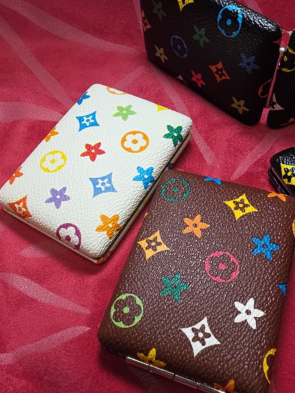 Multicolor Monogram Pattern Compact Mirror - Picture 4 of 9